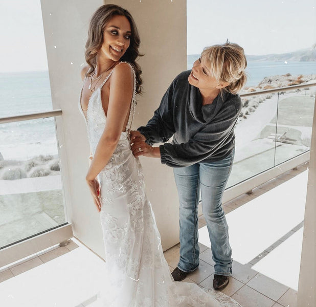 Wedding Spray Tan Guide: Essential Tips for Brides in 2025
